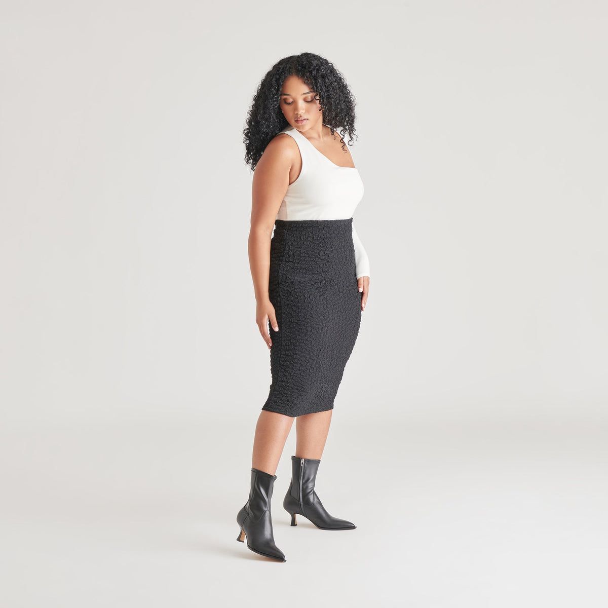 ARYA WIDE CALF BOOTS BLACK LEATHER - Dolce Vita