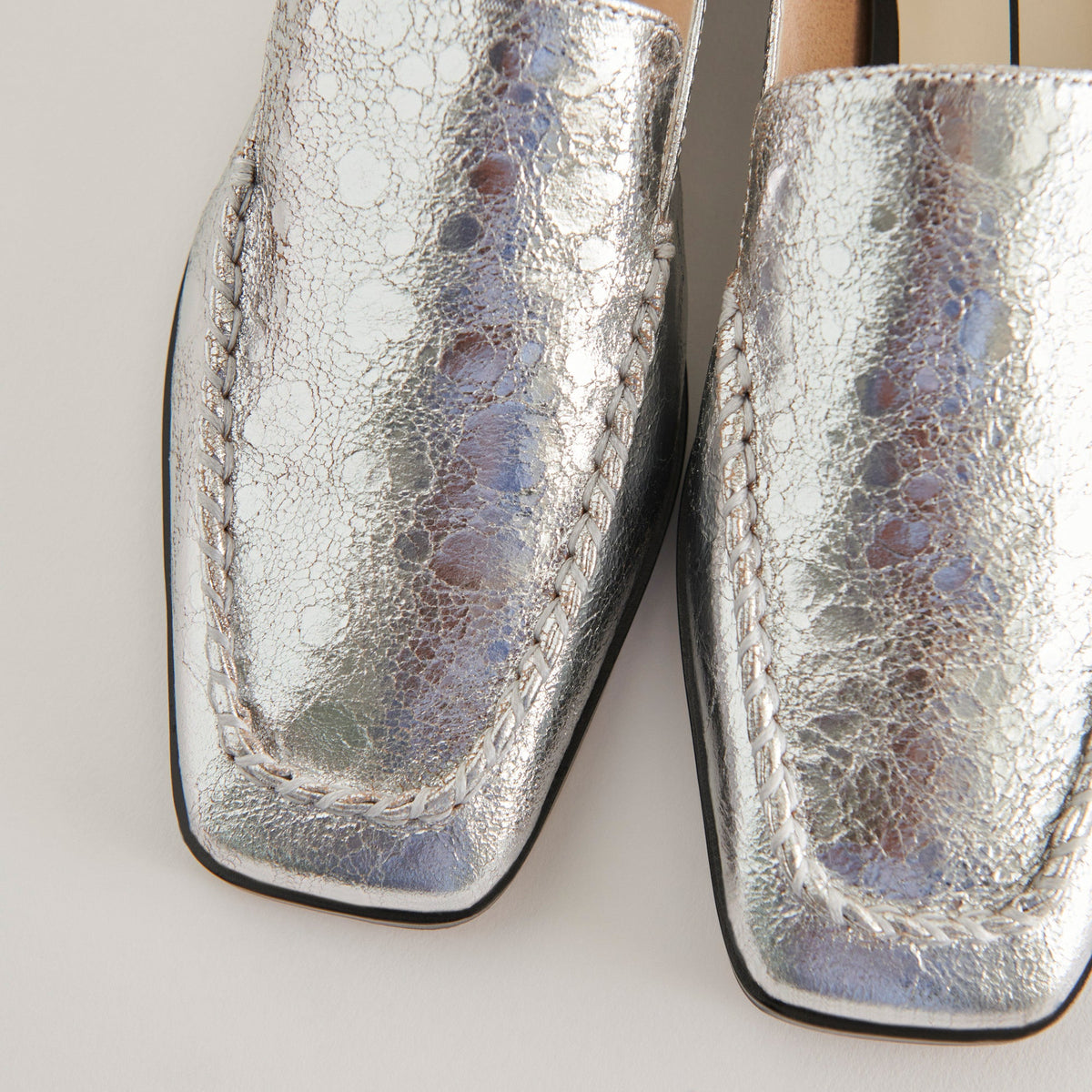 Beny Flats Silver Distressed Leather - Dolce Vita